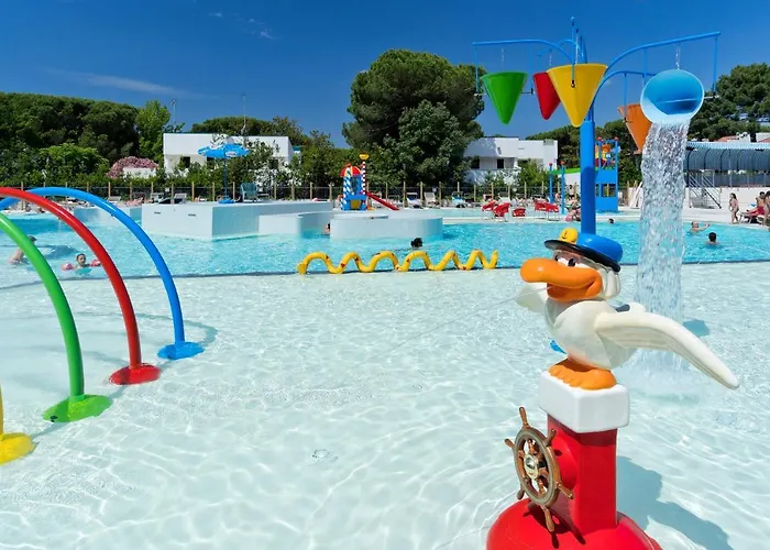 Camping Albatross Mobile Homes On Mare E Pineta *